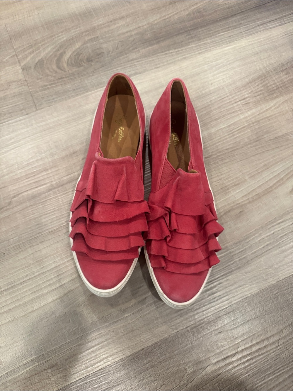 Seychelles sneaker